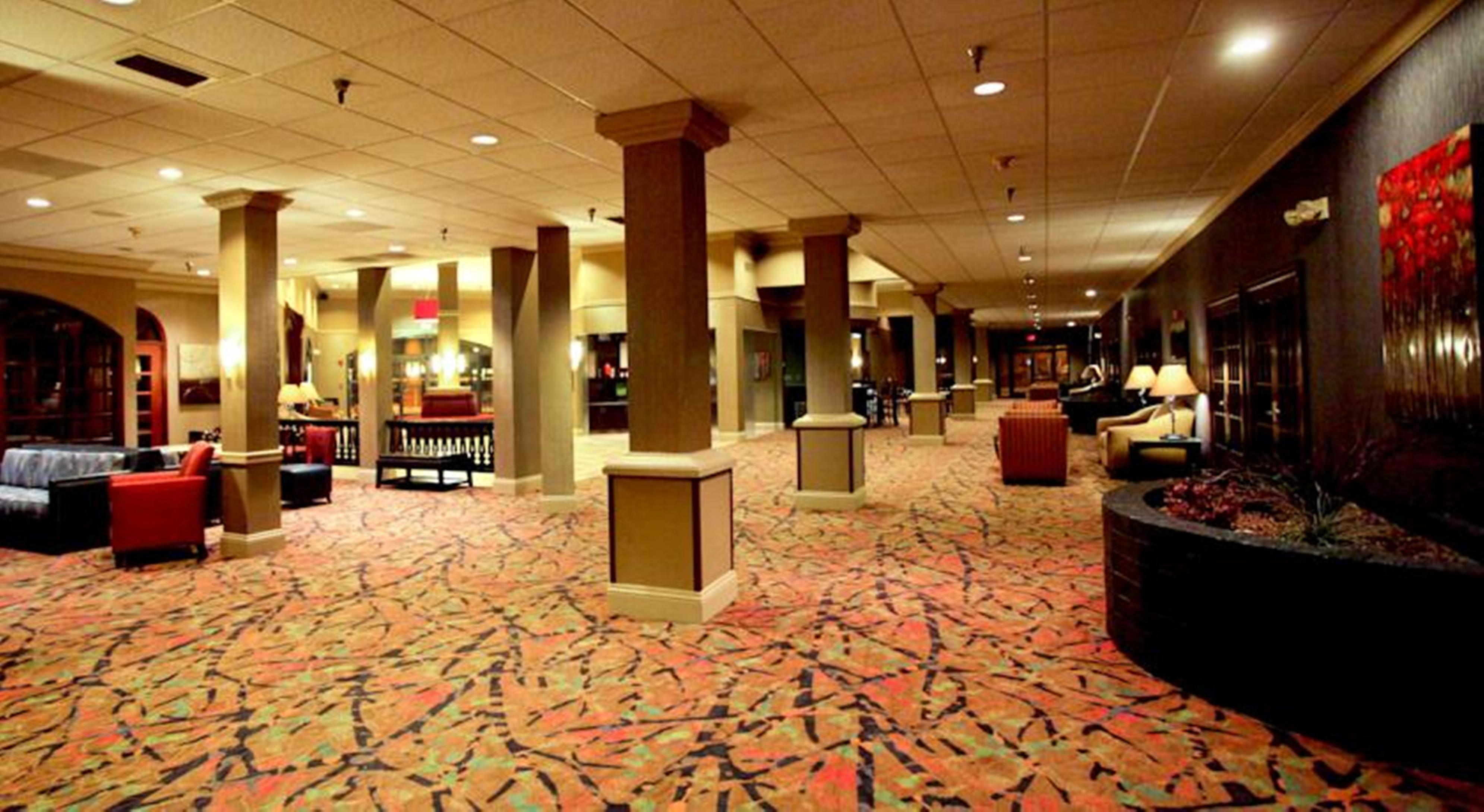 Holiday Inn Dubuque/Galena By Ihg Exterior foto