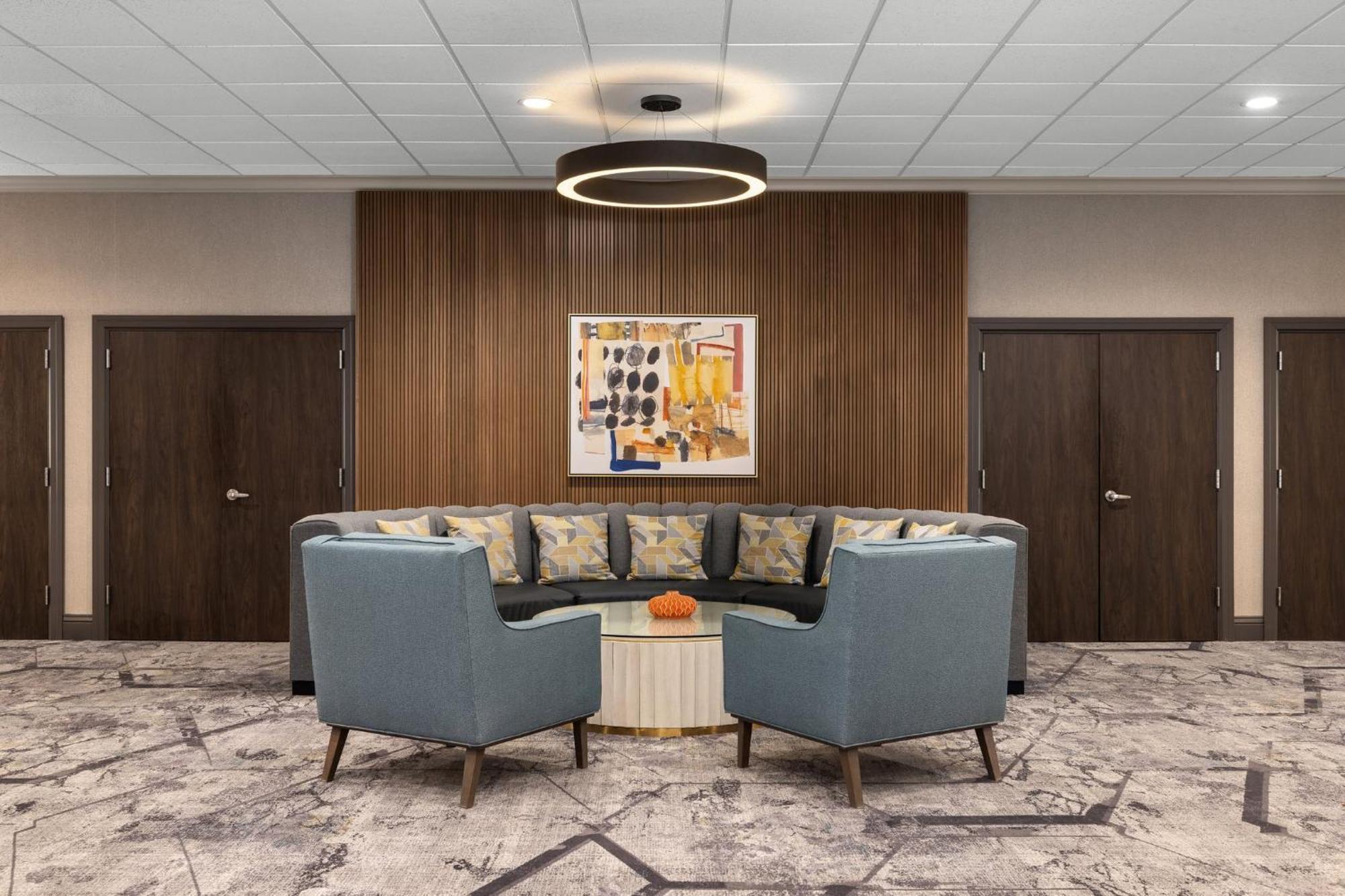 Holiday Inn Dubuque/Galena By Ihg Exterior foto